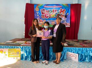 11. มอบหนังสือให้กับเด็กนักเรียนโรงเรียนบ้านเกาะพิมูล